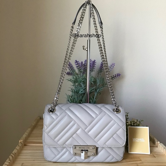 🌼Michael Kors Purse - Picture 2 of 14